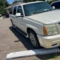 SOLD 2003 Cadillac Esclade 4x4 $5500 OB0