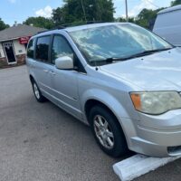 2008 Chrysler Town and Country Touring $2995.00